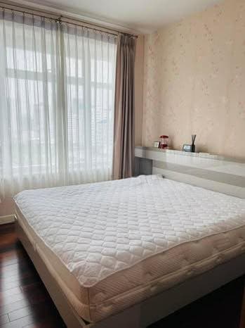 Circle Condominium